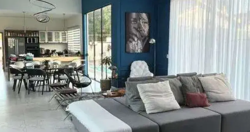 CASA A VENDA EM JUNDIAÍ - TERRA CAXAMBU - TÉRREA - 4 VAGAS