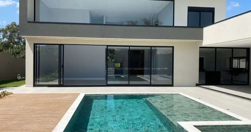 CASA DE CONDOMÍNIO EM CABREÚVA – HARAS PINDORAMAS - SOBRADO - 3 SUÍTES - 7 VAGAS