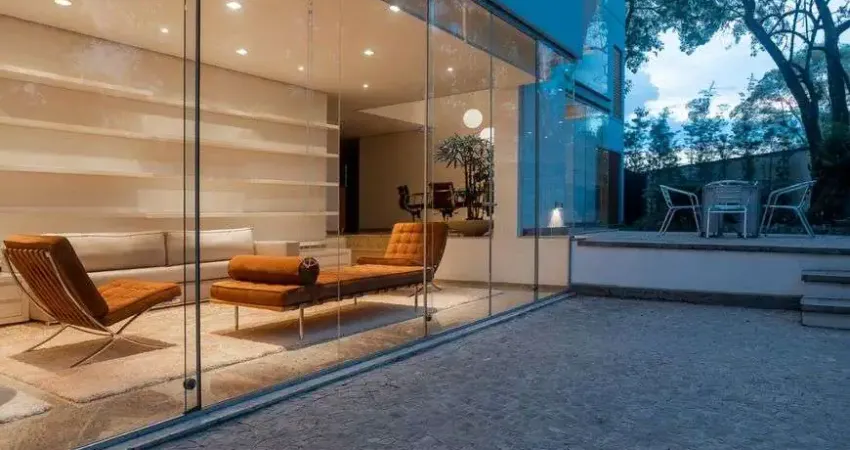 CASAS EM JUNDIAÍ - MALOTA - Alto Padrão - AT= 1.060,00m2 e AC= 300,00m2