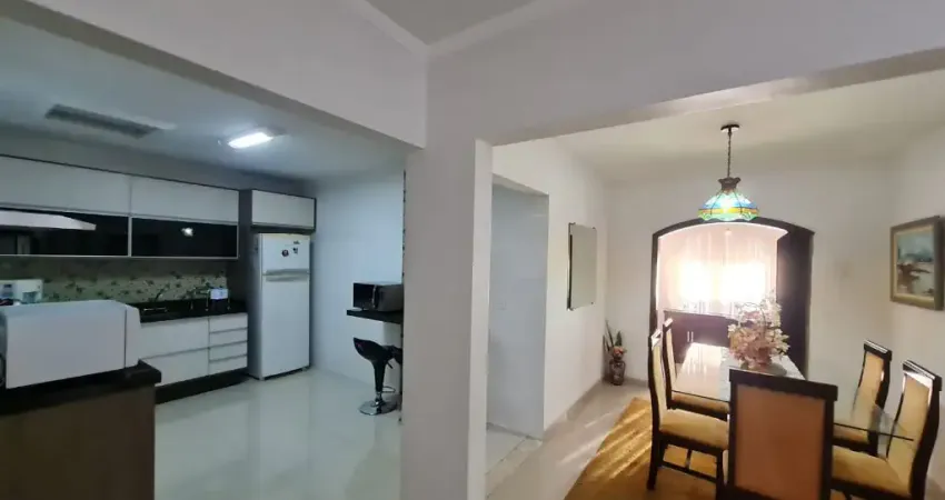 Casa comercial à venda na Avenida Francisco Pereira de Castro, Anhangabaú, Jundiaí