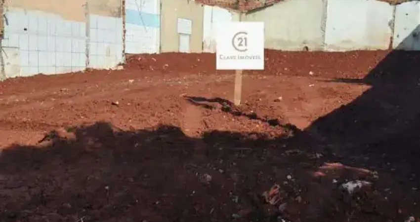 Terreno à venda em Londrina, Sebastião de Melo César, com 200 m²
