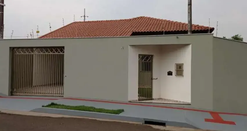 Casa para alugar em londrina, santa mônica, com 3 quartos, com 120 m²