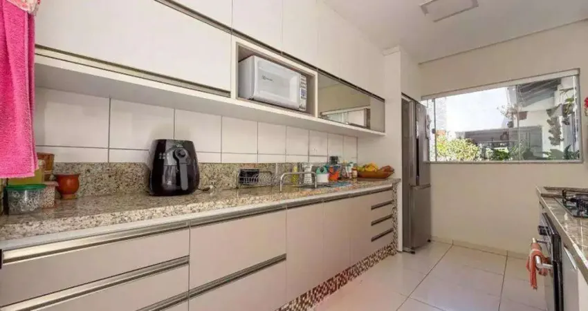 Casa à venda em Londrina, Igapó, com 2 quartos, com 149 m²
