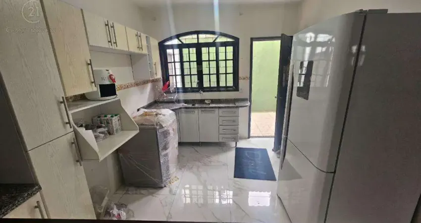 Casa à venda em Londrina, Centro, com 3 quartos, com 160 m²