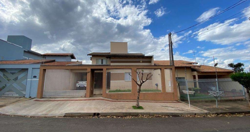 Casa à venda em Londrina, Brasília, com 4 quartos, com 233 m²