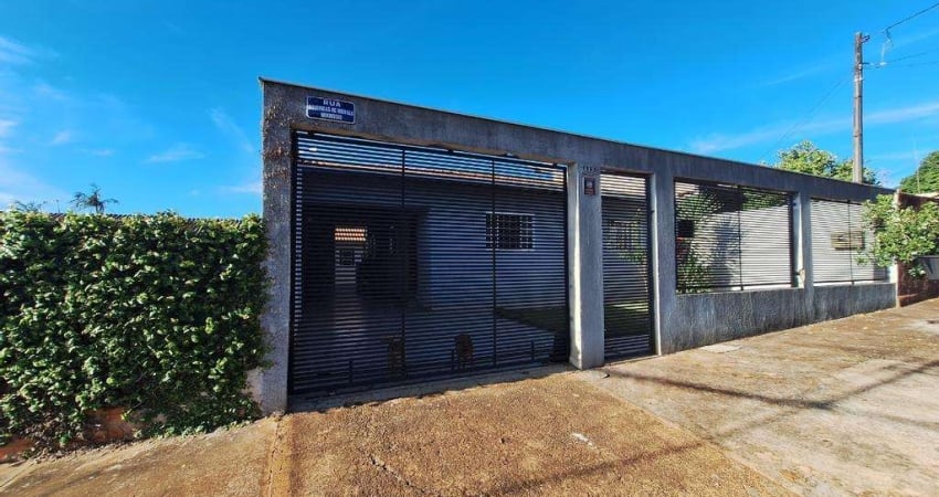 Casa para alugar em Londrina, Conjunto Habitacional Alexandre Urbanas, com 3 quartos, com 170 m²
