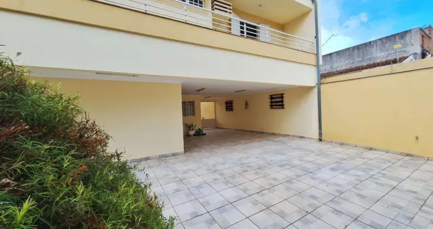 Casa à venda e para alugar em Londrina, Ideal, com 4 suítes, com 300 m²
