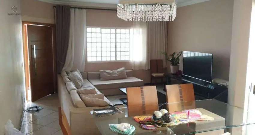 Casa à venda em Londrina, Jardim Tarumã, com 3 quartos, com 156 m²