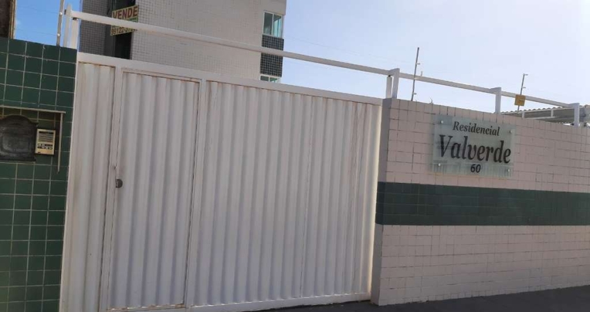 Apartamento à venda em Cabedelo-PB, bairro Camboinha: 2 quartos, 1 sala, 1 banheiro, 1 vaga de garagem, 72,20 m² de área.