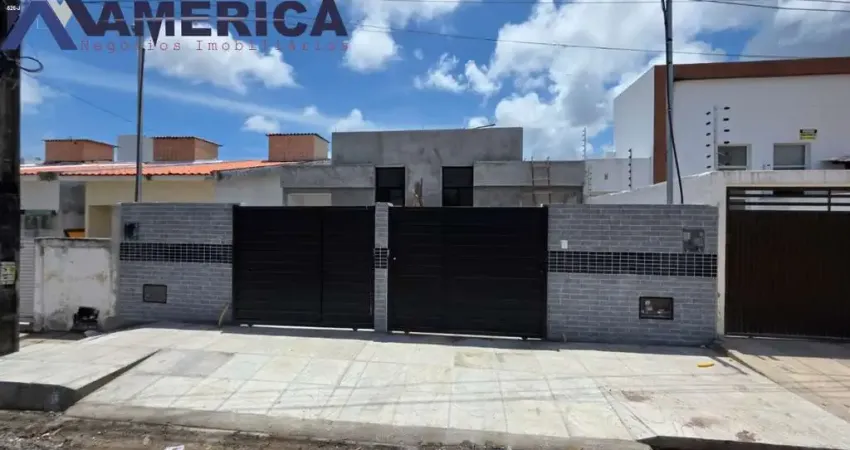 Casa à venda em João Pessoa-PB, bairro Gramame: 2 quartos, 1 suíte, 1 sala, 1 banheiro, vaga de garagem!