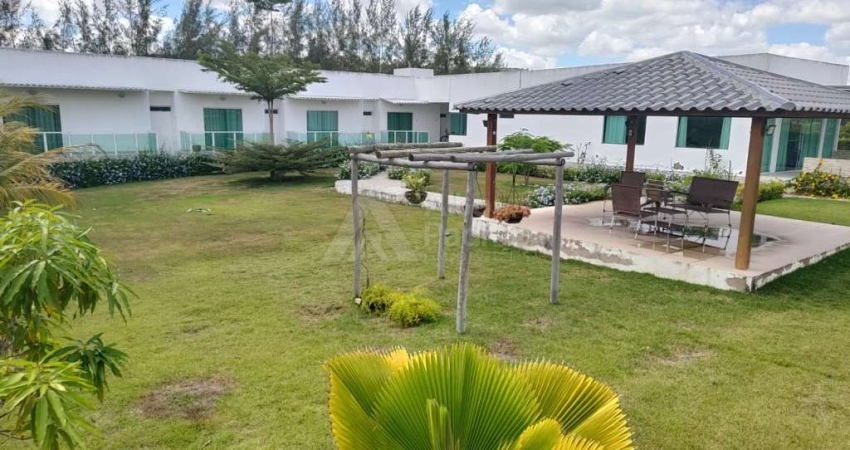 CASA EM CONDOMINIO | 04 DORMITORIOS | Á VENDA | GRAVATÁ-PE