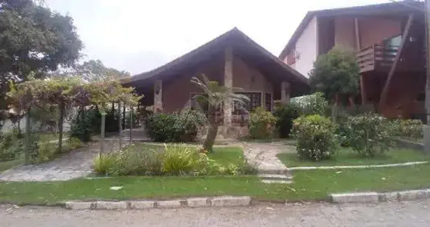 CASA EM CONDOMINIO | Á VENDA | 3 DORMITÓRIOS | GRAVATÁ-PE