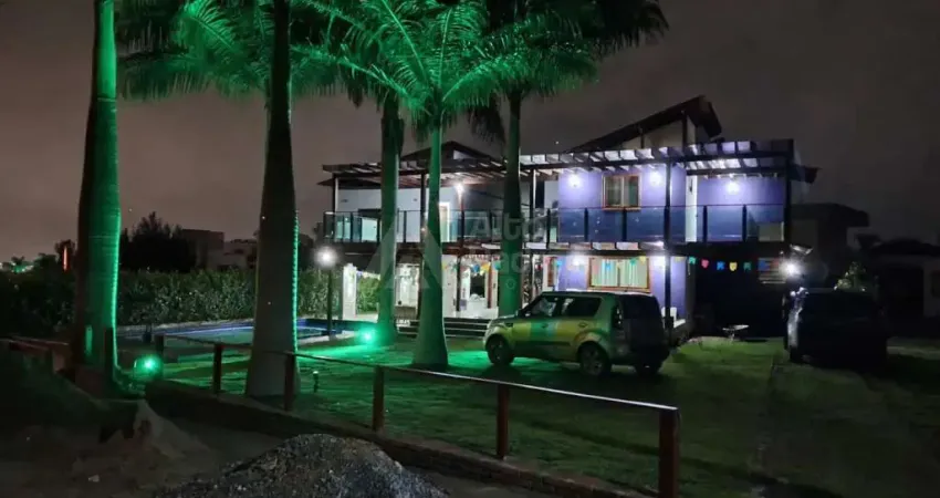 CASA EM CONDOMINIO | 5 SUÍTES | Á VENDA | GRAVATÁ-PE