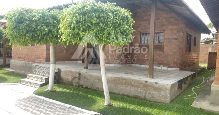 CASA EM CONDOMINIO | Á VENDA | 03 DORMITORIOS | GRAVATÁ-PE