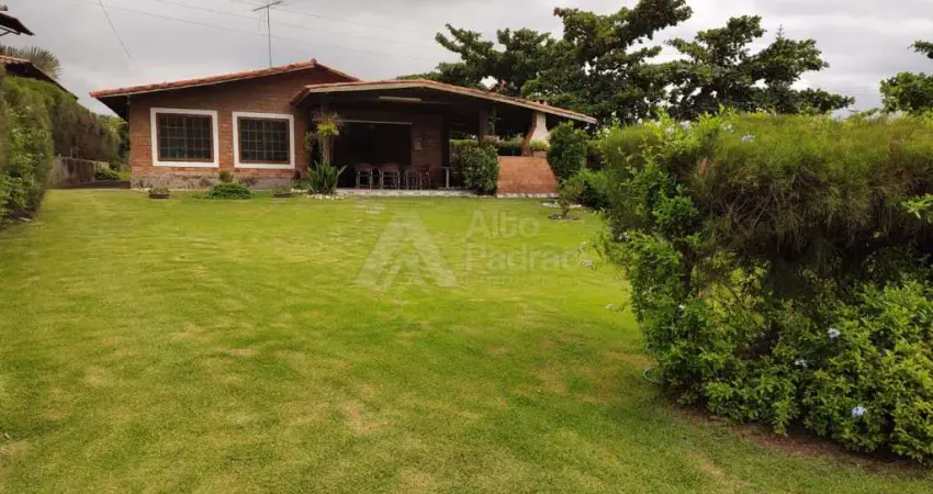 CASA EM CONDOMINIO CHATEAU PARAISO | 04 DORMITORIOS | Á VENDA | GRAVATÁ-PE