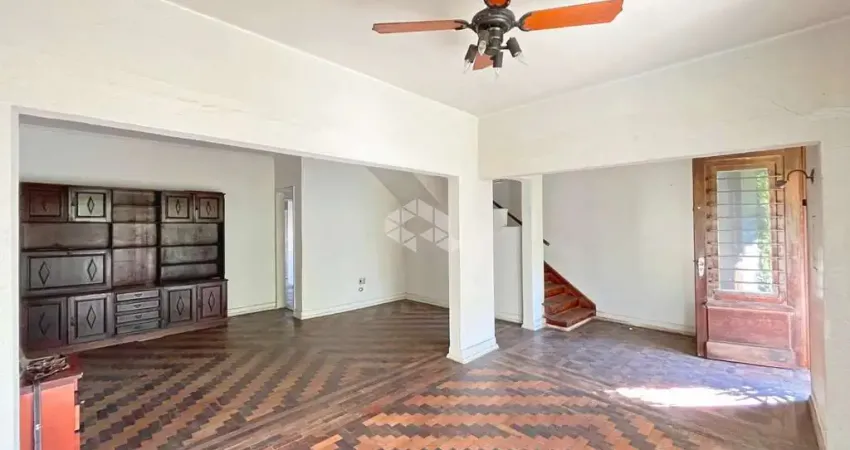 Casa com 4 quartos à venda na Rua Carazinho, 64, Petrópolis, Porto Alegre
