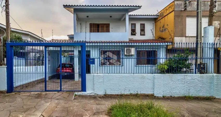 Casa com 3 quartos à venda na Rua Coronel Jaime da Costa Pereira, 318, Partenon, Porto Alegre