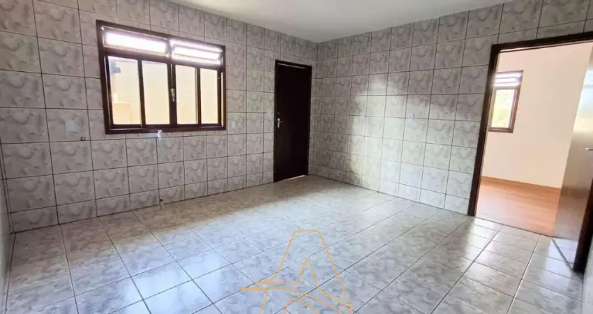 Casa / 2 Dormitórios / Bairro Passo Manso - Blumenau/ SC