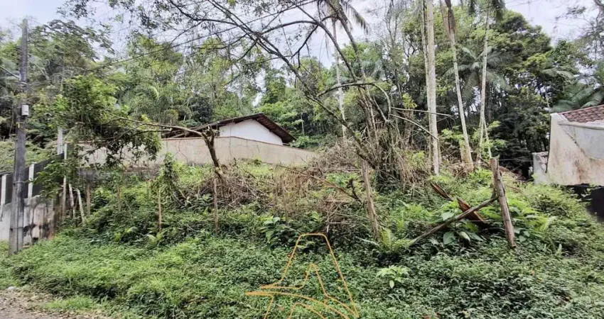 Terreno à venda na Velha Central - Ideal para moradia ou investimento