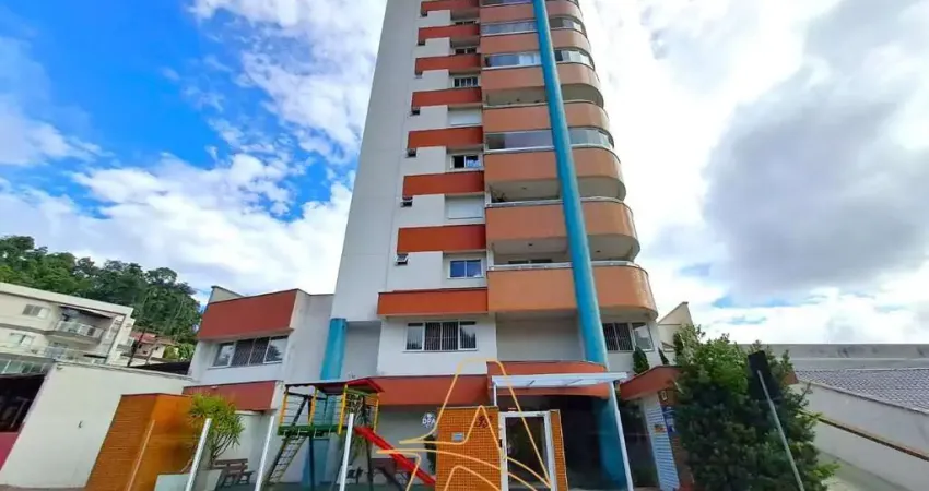 Apartamento com 03 Suítes no Bairro Escola Agrícola