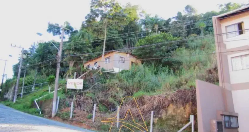 Terreno com 2.712,00m² no Bairro Itoupava Seca em Blumenau