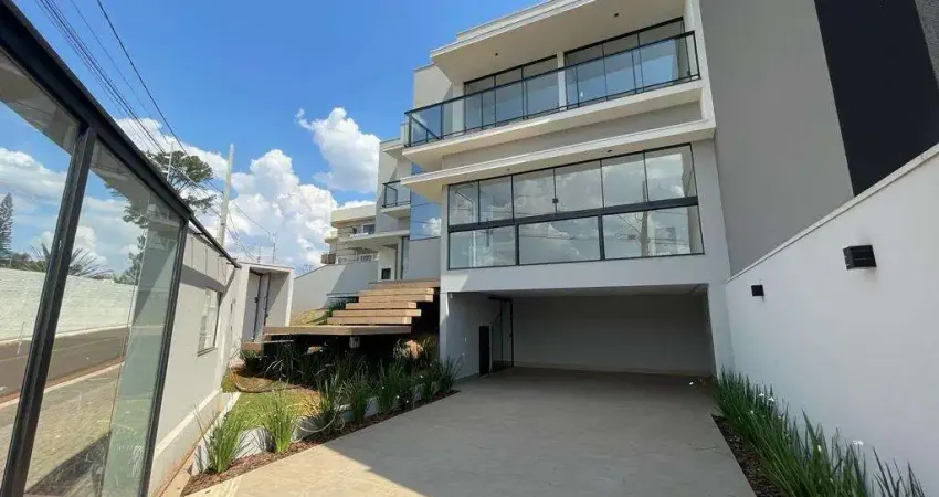 Casa com 3 quartos para alugar na Rua John Dalton, 355, Universitário, Londrina