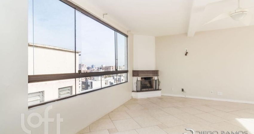 Apartamento amplo de 2 dormitórios com vaga no Bom Fim!