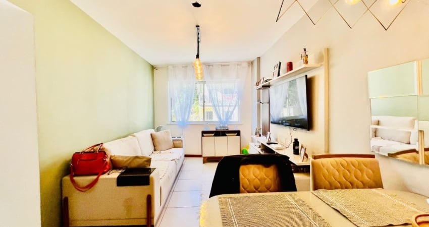 Vendo lindo apartamento no bairro do meudom Teresópolis !