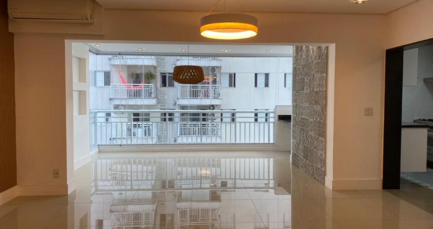 Apartamento 150m2 com 3 dormitórios (1 suíte) 2 vagas - Marapé - Santos - SP