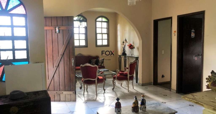 Casa com 3 quartos à venda na Rua Arrudas, 440, Santa Lúcia, Belo Horizonte