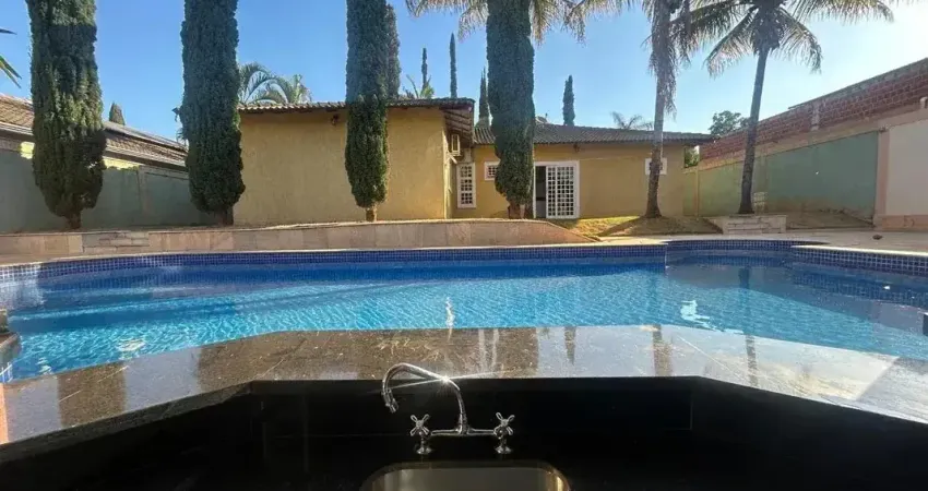 Descubra uma casa de alto padrão na rua 5, vicente pires, df, que une conforto e praticidade com um estilo de vida completo