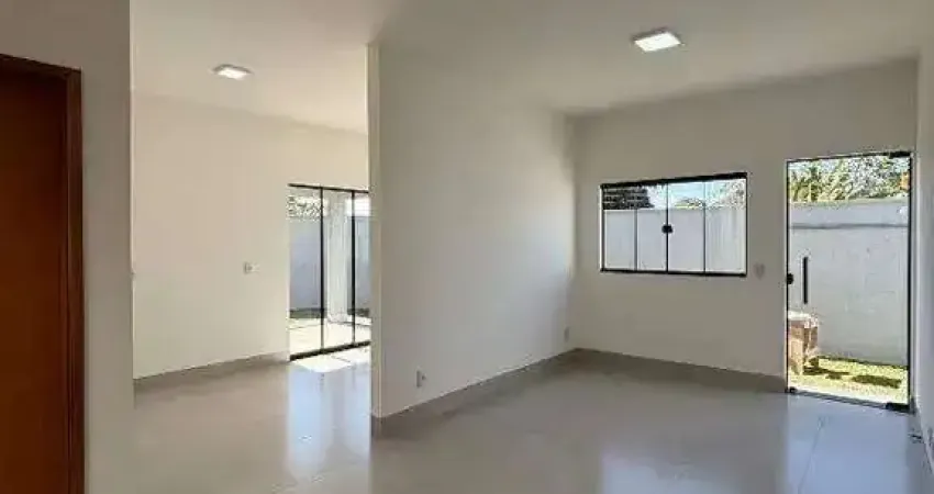 Casa com2 quartos 1 suíte entrada parcelada no bairro independência – aparecida de goiânia