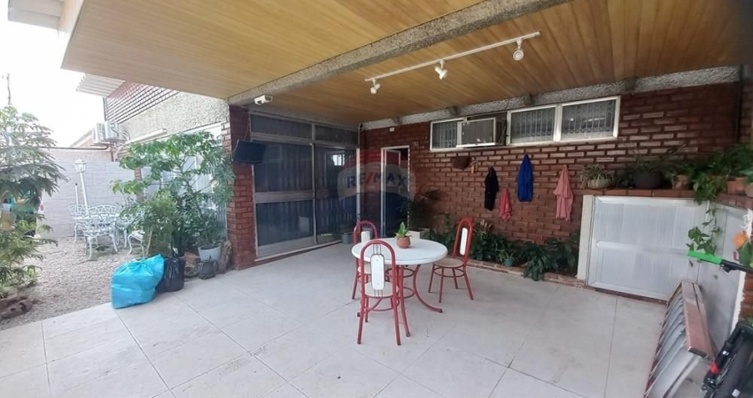 Casa com 4 quartos à venda na Rua Hugo Leal, 76, Jardim Guanabara, Rio de Janeiro