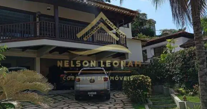 Casa no Condomínio Ubá Piratininga com 5 quartos