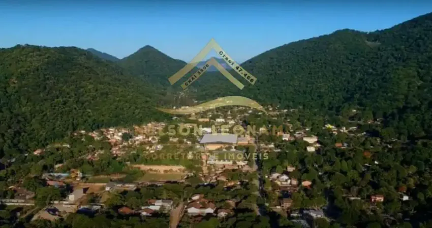 Terreno à venda em Niterói, Engenho do Mato, 450m²