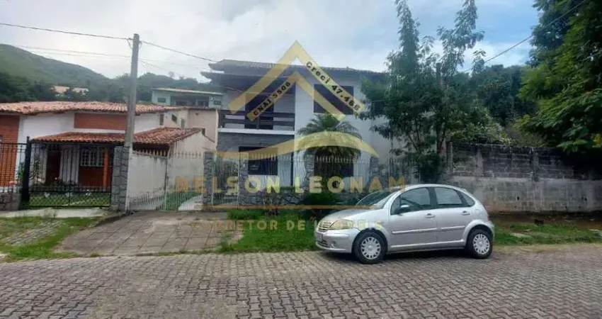 Excelente Casa à Venda no Matadouro, Barra do Piraí-RJ - Conforto e Lazer!