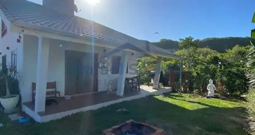 Casa com 3 dormitórios à venda, 84 m² por R$ 1.290.000,00 - Morro dos Conventos - Araranguá/SC