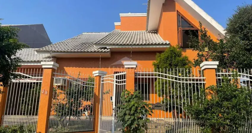 Casa com 3 quartos à venda na Rua Escócia, 29, Moinhos De Vento, Canoas