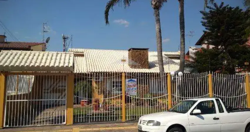Casa com 3 quartos à venda na Rua Latino Coelho, 575, Estância Velha, Canoas