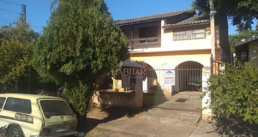 Casa à venda na Rua Osvaldo Optiz, 493, Hércules, Canoas