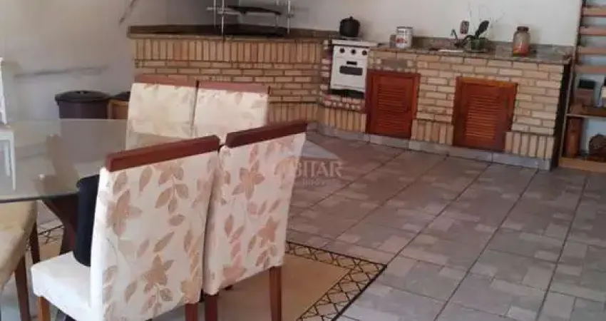 Casa com 3 quartos à venda na Rua Bagé, 623, Niterói, Canoas