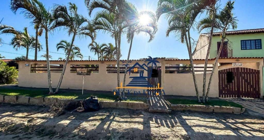 Casa com 6 dormitórios à venda, 300 m² por R$ 395.000 - Balneário São Pedro - São Pedro da Aldeia/RJ