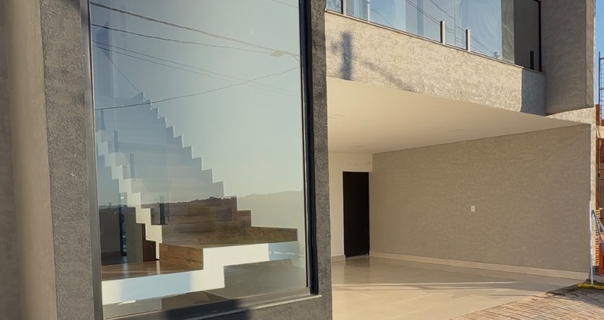 Sobrado Novo à venda no residencial Ille de France