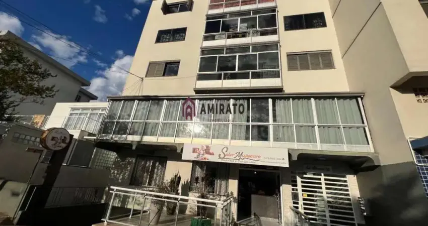Apartamento Semimobiliado no Centro de Farroupilha - Venda
