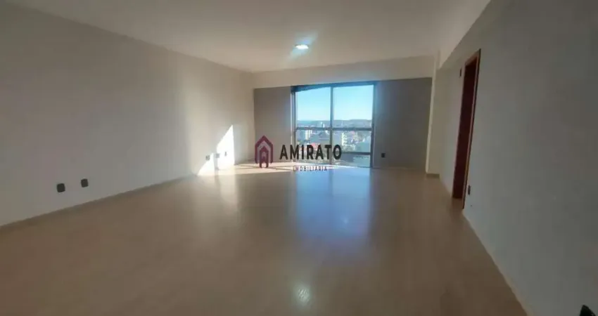 Sala Comercial à venda em Farroupilha - Centro - 40,75m² de área privativa - 2 elevadores