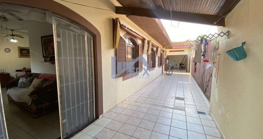 Casa para Venda em Itanhaém, Savoy, 4 dormitórios, 1 suíte, 2 banheiros, 2 vagas