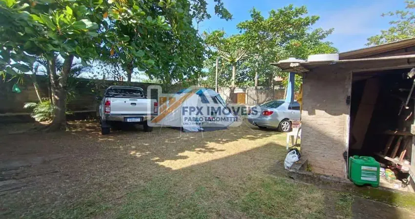Casa para Venda em Itanhaém, Jardim Jamaica, 2 dormitórios, 2 banheiros, 10 vagas