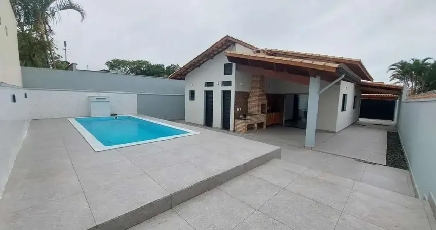 Casa para Venda em Itanhaém, Balneário Califórnia, 3 dormitórios, 1 suíte, 2 banheiros, 5 vagas