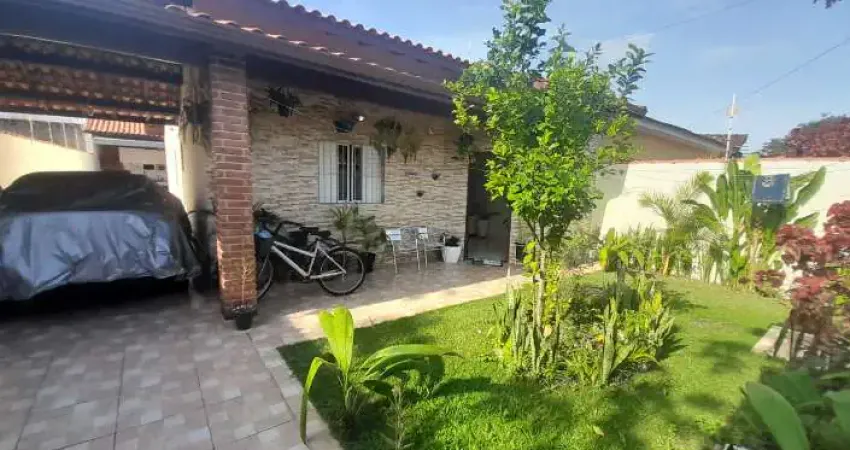 Casa para Venda em Itanhaém, Balneário Gaivota, 4 dormitórios, 2 suítes, 1 banheiro, 5 vagas
