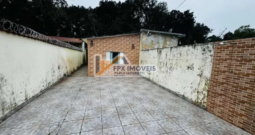 Casa para Venda em Itanhaém, Campos Elíseos, 1 dormitório, 1 banheiro, 4 vagas